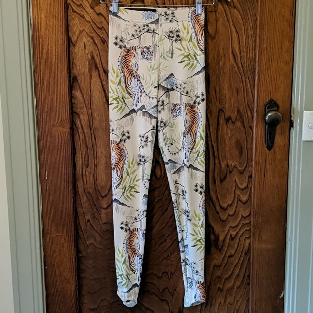 BlackMilk Watercolour Tiger MF Stirrup Leggings - Picture 2 of 6